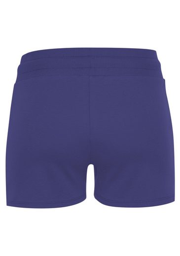 LASCANA ACTIVE Shorts -Kurze Hose mit kleinen Seitenschlitzen mehr Nur für heute
