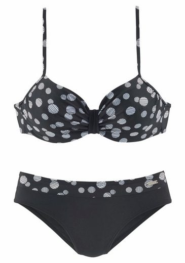 LASCANA Bügel-Bikini mit einer schlichten Schlaufe zwischen den Cups mehr Hotsell