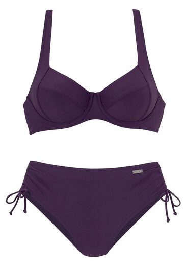 LASCANA Bügel-Bikini mit seitlich geraffter Bikinihose mehr Schlussverkauf