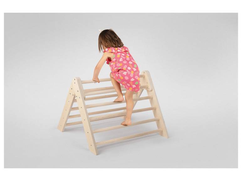 Playtive Kletterdreieck, aus Massivholz Versandkostenfrei