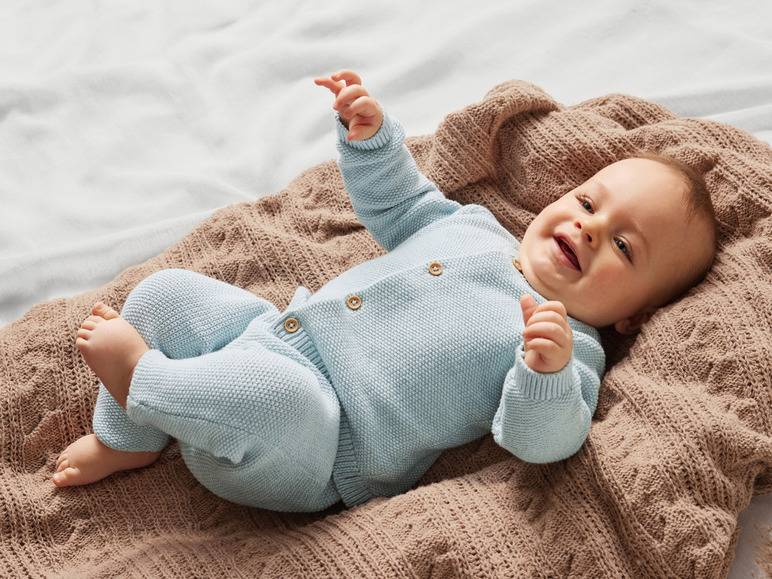 lupilu® Baby Strickjacke aus reiner Bio-Baumwolle Weihnachtsangebot