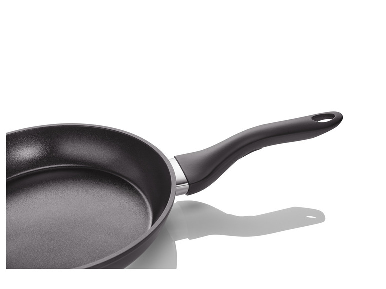 ERNESTO® Pfanne, 24 cm, aus Aluminium Kostenloser Versand international