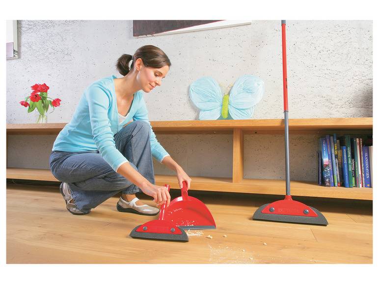Vileda Superfeger Classic Besen System + Superfeger Classic Kehrset Box Osterangebot