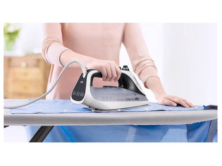 BRAUN »SI 7149 WB« Dampfbügeleisen Valentinstagsangebot