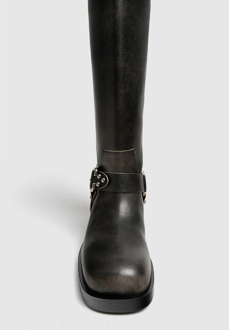 Stradivarius Stradivarius Cowboy/Biker boots - dark grey Kostenloser Versand international