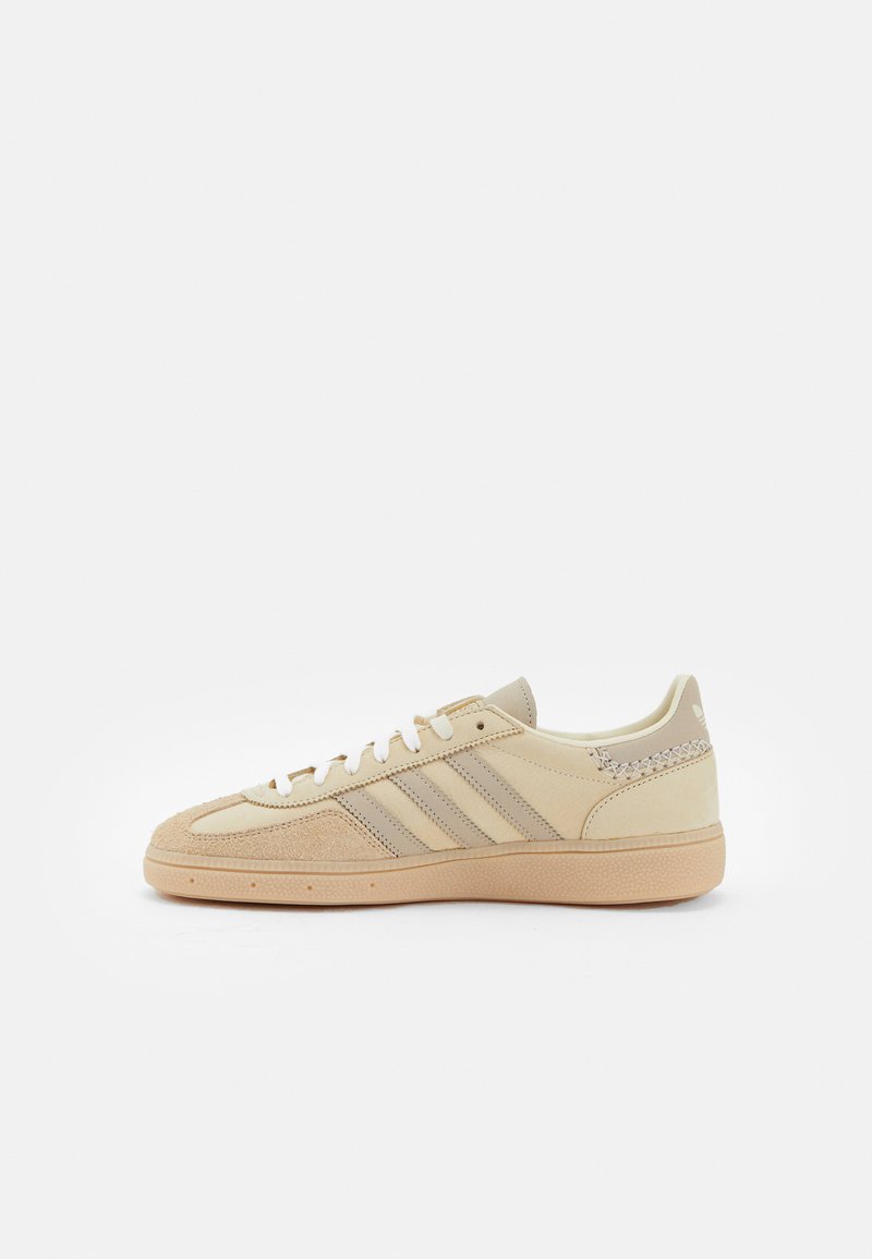 adidas Originals adidas Originals HANDBALL SPEZIAL UNISEX - Trainers Im Verkauf