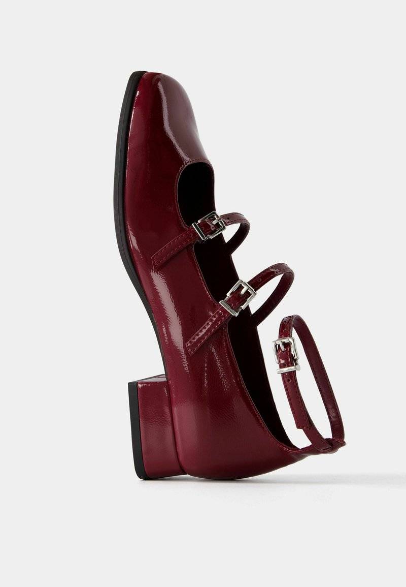 Bershka Bershka MARY JANES - Ankle strap ballet pumps - dark red Verkauf