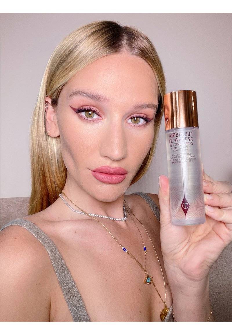 Charlotte Tilbury Charlotte Tilbury AIRBRUSH FLAWLESS SETTING SPRAY - TRAVEL SIZE - Setting spray & powder Blitzverkäufe