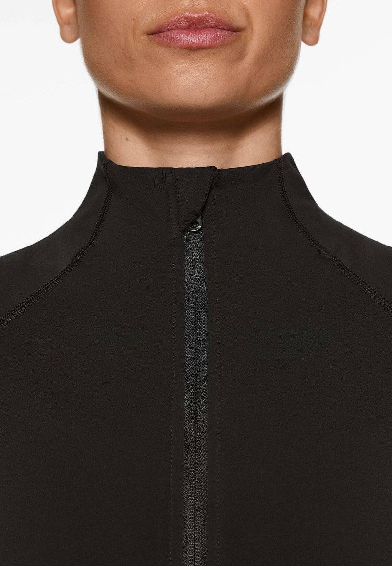 OYSHO OYSHO WARMTH COMFORTLUX TECHNICAL - Training jacket - black Clearance-Verkauf