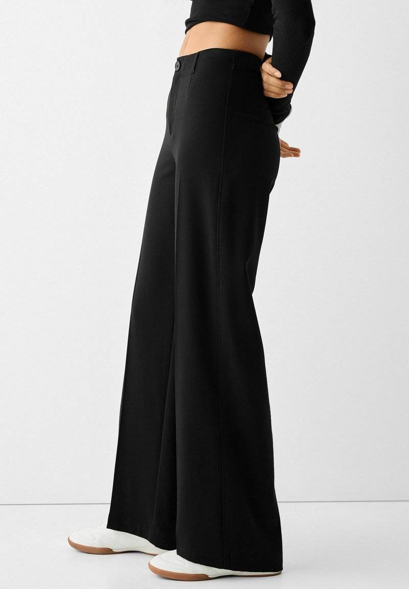 Bershka Bershka WIDE TAILORED - Trousers - black Online