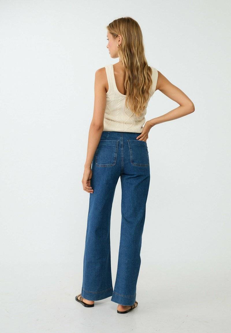 Stradivarius Stradivarius MINIMALIST WITH POCKETS - Flared Jeans - royal blue Limitierter Zeitrabatt