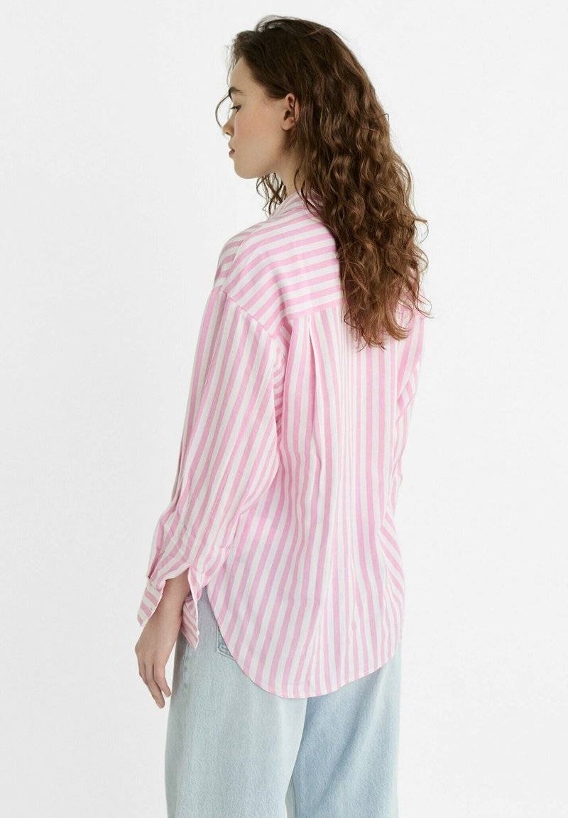 Stradivarius Stradivarius STRIPED - Button-down blouse - light pink Sonderangebot