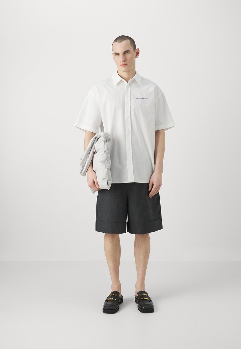 Les Benjamins Les Benjamins UNISEX - Shorts - black Jubiläumsangebot