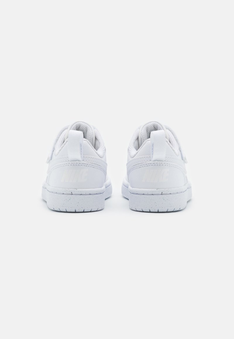 Nike Sportswear Nike Sportswear COURT BOROUGH RECRAFT UNISEX - Trainers - white Muttertagsangebot