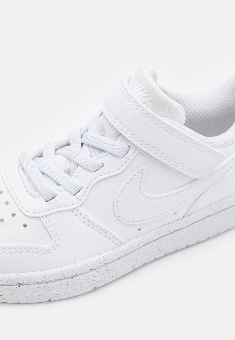 Nike Sportswear Nike Sportswear COURT BOROUGH RECRAFT UNISEX - Trainers - white Muttertagsangebot