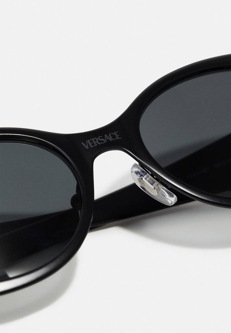 Versace Versace UNISEX - Sunglasses - black Bis zu 60% Rabatt
