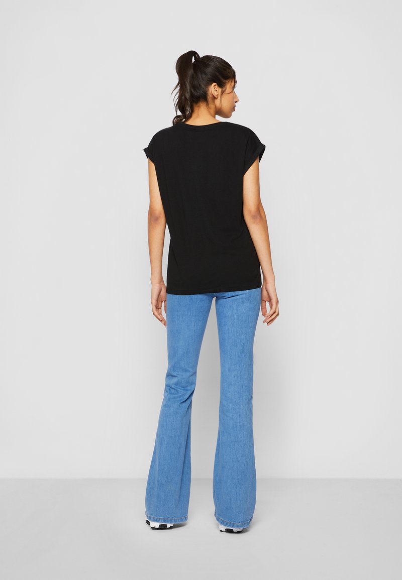 Urban Classics Urban Classics EXTENDED SHOULDER - Basic T-shirt - black Günstiger Verkauf