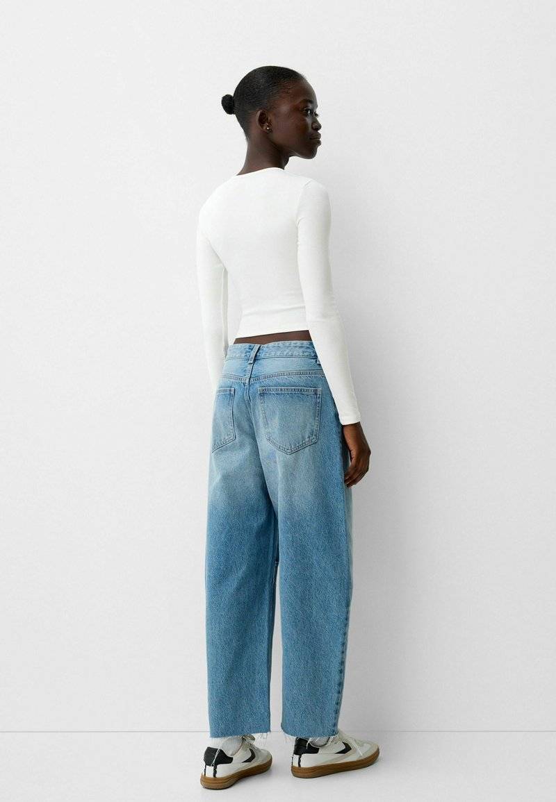 Bershka Bershka LONG SLEEVE - Long sleeved top - white Limitierter Zeitrabatt