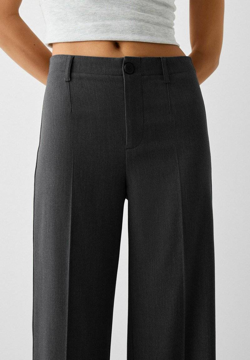 Bershka Bershka WIDE TAILORED - Trousers - mottled dark grey Begrenztes Angebot