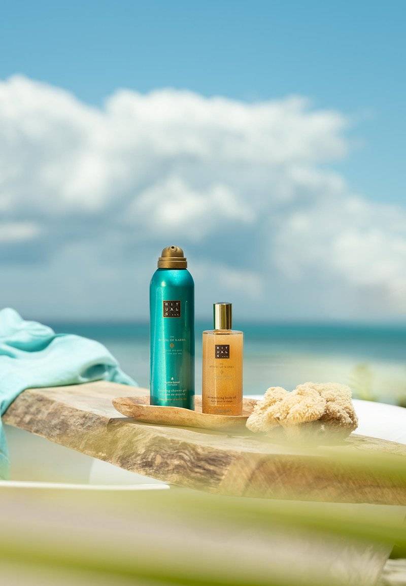 Rituals Rituals SHIMMERING BODY OIL THE RITUAL OF KARMA - DELICATELY SWEET - LOTUS & WHITE TEA - Body oil Zeitbegrenzte Promotion