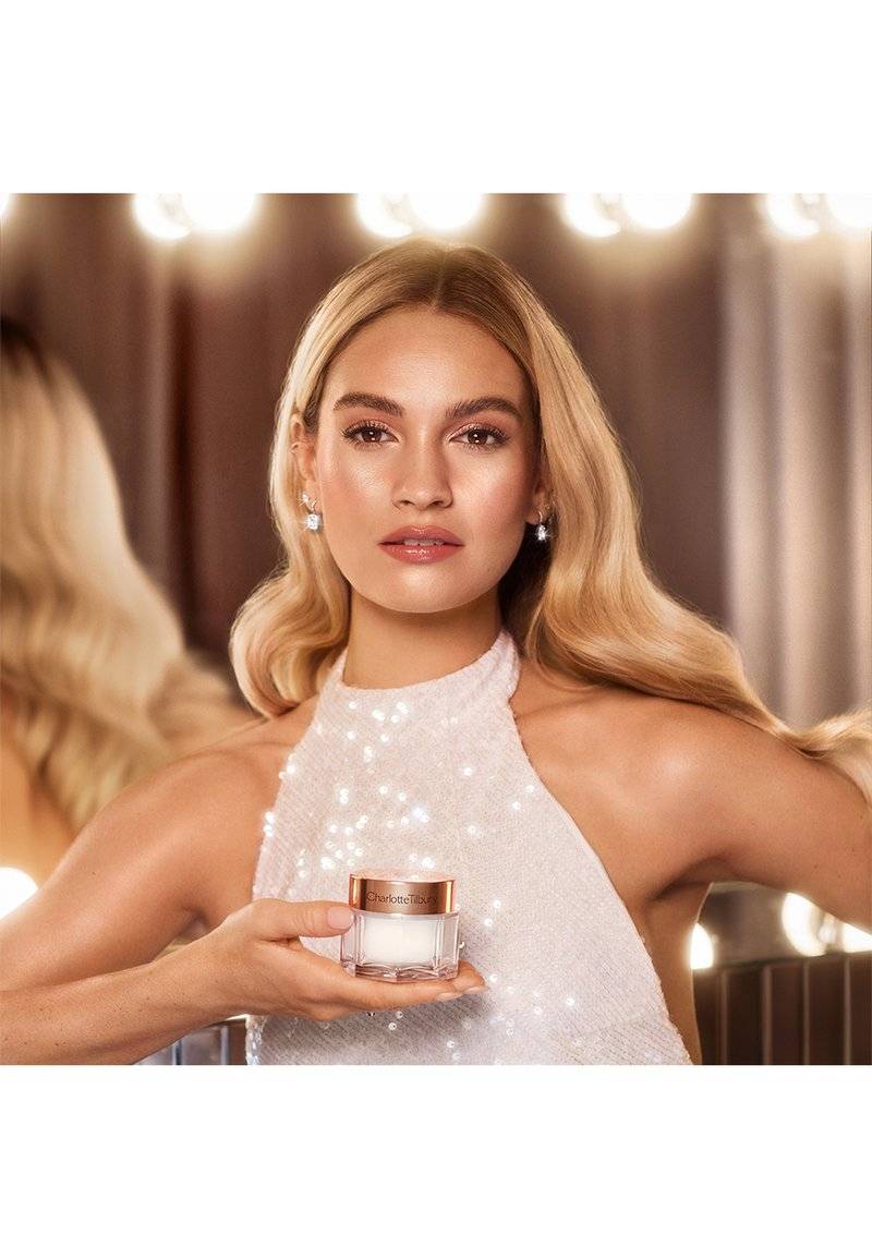 Charlotte Tilbury Charlotte Tilbury TRAVEL SIZED CHARLOTTE'S MAGIC CREAM - MOISTURISER - Face cream Speichern exportieren
