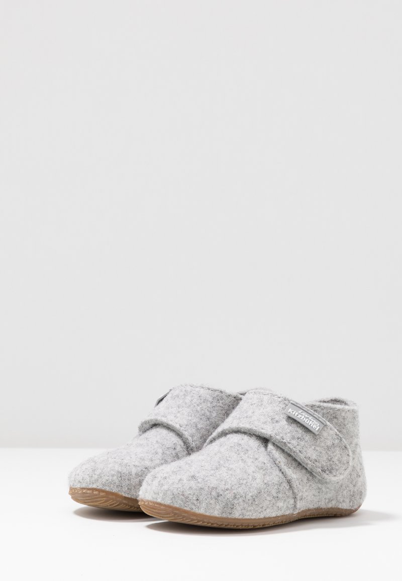 Living Kitzbühel Living Kitzbühel BABYKLETT UNIFARBEN - Slippers - nebel Limitierter Zeitrabatt