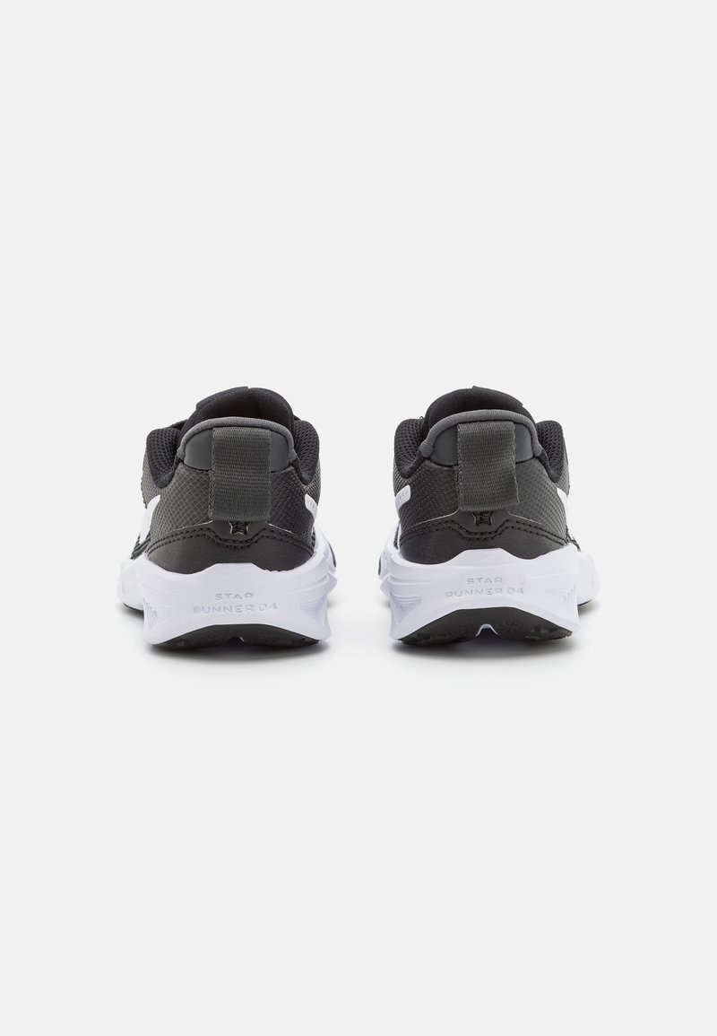 Nike Performance Nike Performance STAR RUNNER - Competition running shoes Black Friday