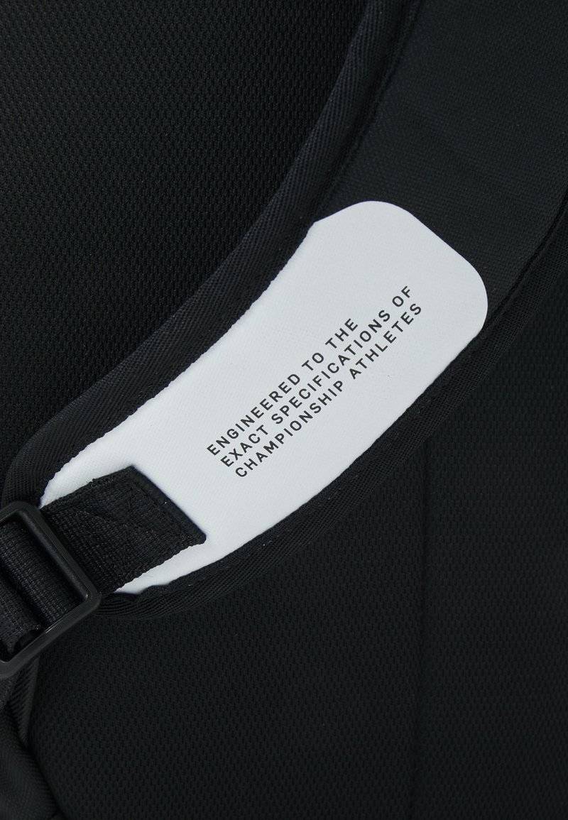 Nike Performance Nike Performance ACADEMY TEAM UNISEX - Rucksack JETZT KAUFEN