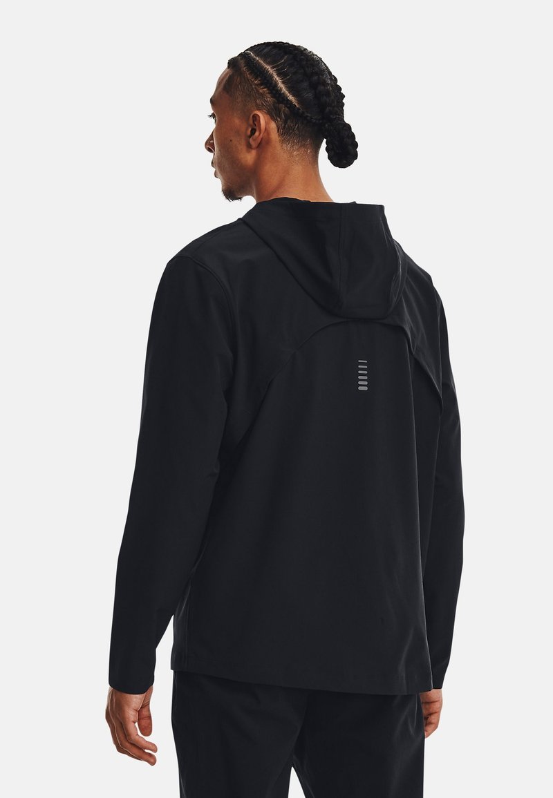 Under Armour Under Armour OUT THE STORM - Running jacket - black jet gray reflective Neueste Stile