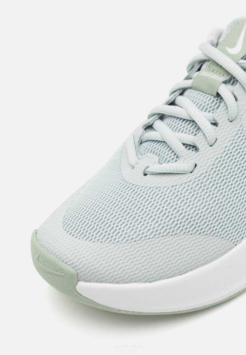 Nike Performance Nike Performance MC TRAINER 3 - Training shoe Super Rabatt