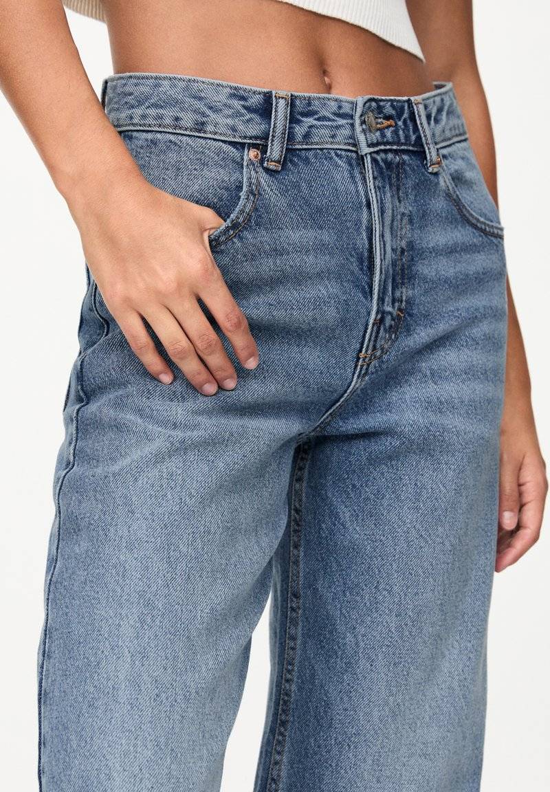 PULL&BEAR PULL&BEAR MID-RISE WIDE - Flared Jeans - blue im Angebot