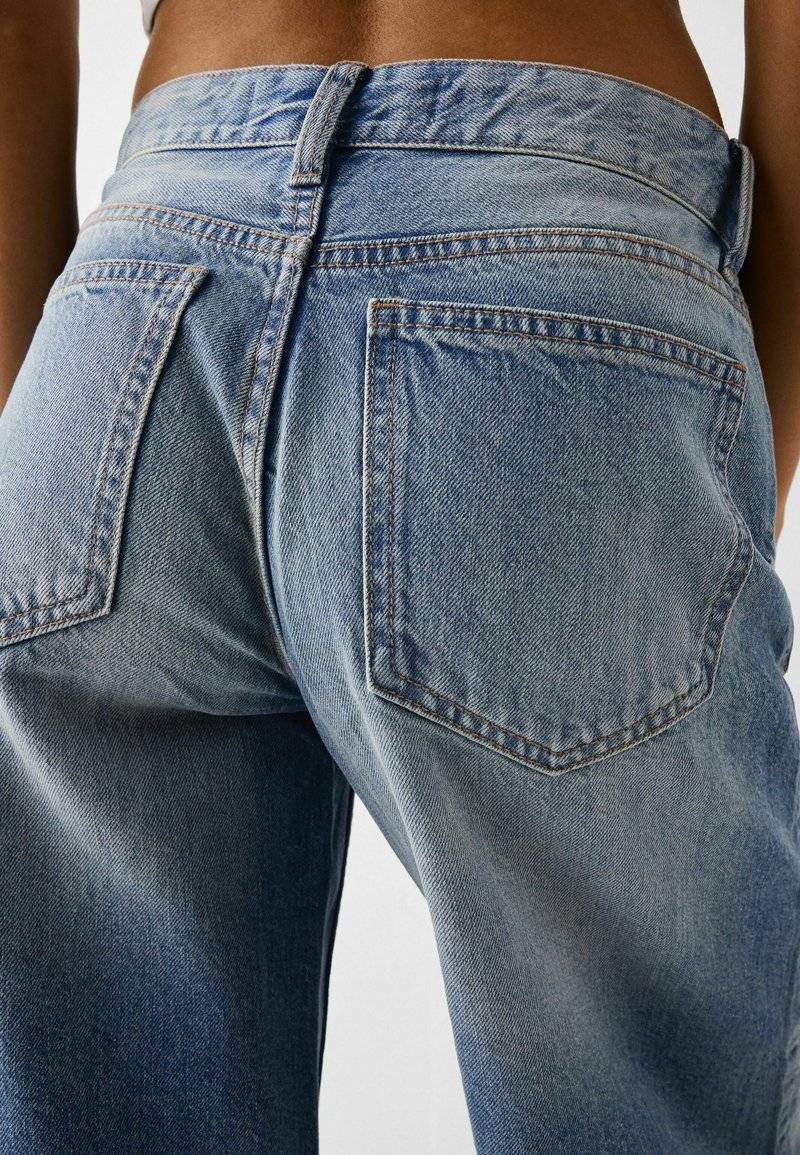 Bershka Bershka WIDE-LEG - Relaxed fit jeans Fabrikverkauf