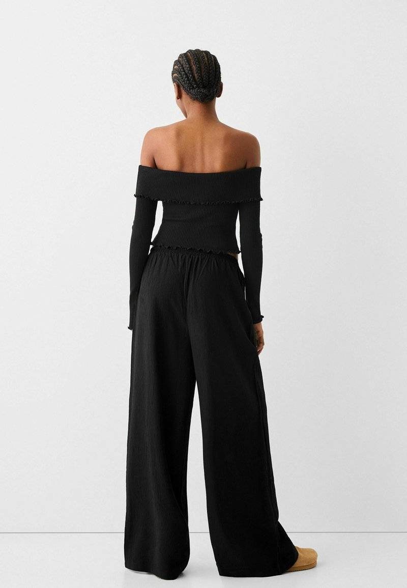 Bershka Bershka Trousers - black Kostenloser Versand