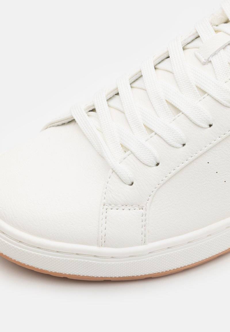 Levi's® Levi's® PIPER - Trainers - regular white Letzte 2 Tage