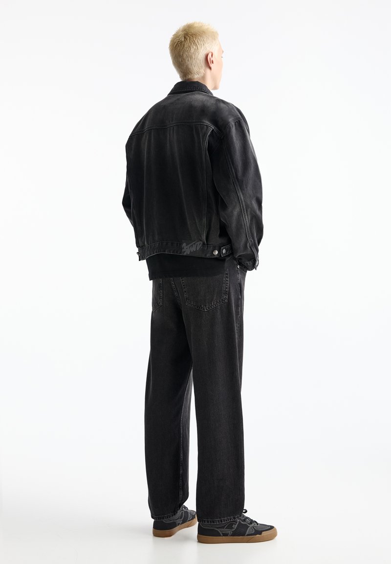 PULL&BEAR PULL&BEAR BAGGY FIT - Straight leg jeans - black Exklusivangebot