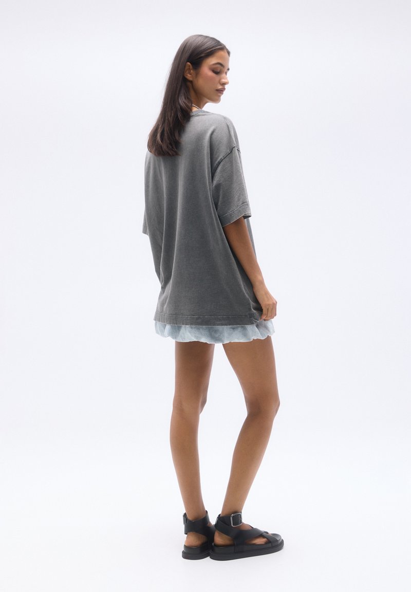 PULL&BEAR PULL&BEAR SHORT SLEEVE - Basic T-shirt - dark grey Saisonschlussverkauf