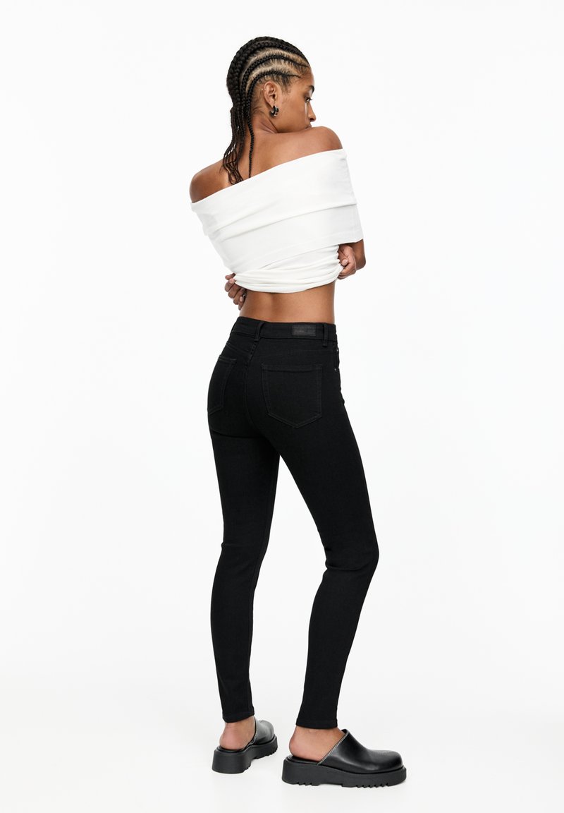 PULL&BEAR PULL&BEAR MID-RISE - Jeans Skinny Fit - black Blitzangebot