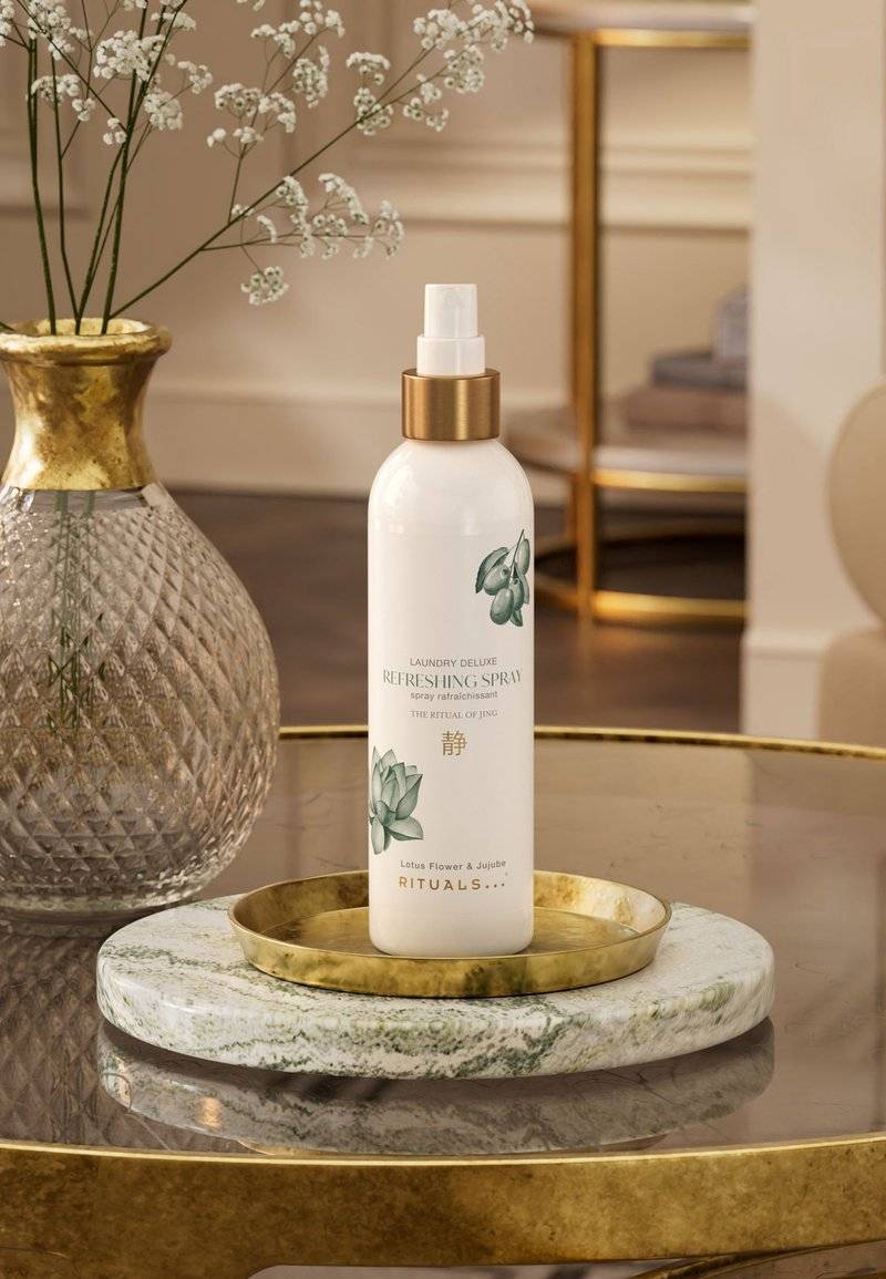 Rituals Rituals REFRESHING SPRAY ROOM & TEXTILE - THE RITUAL OF JING - JUJUBE & LOTUS - Home fragrance Wochenangebot