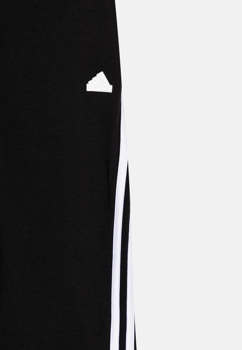adidas Performance adidas Performance FUTURE ICON 3-STRIPES FLARED - Tracksuit bottoms Kostenloser Versand international