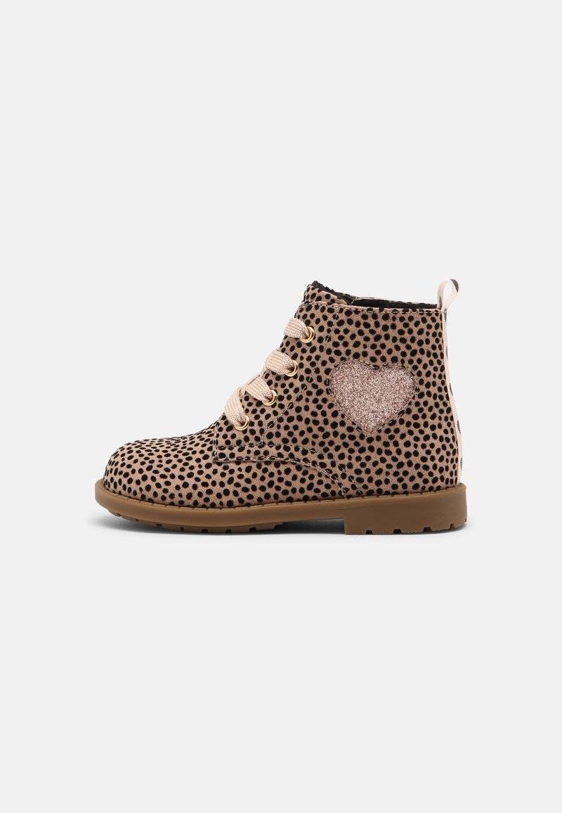 Friboo Friboo Lace-up ankle boots - pink