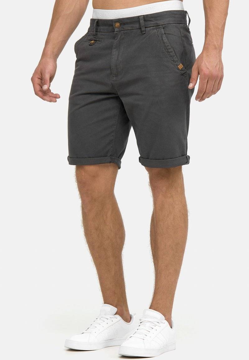 INDICODE JEANS INDICODE JEANS CUBA - Shorts - raven Angebote