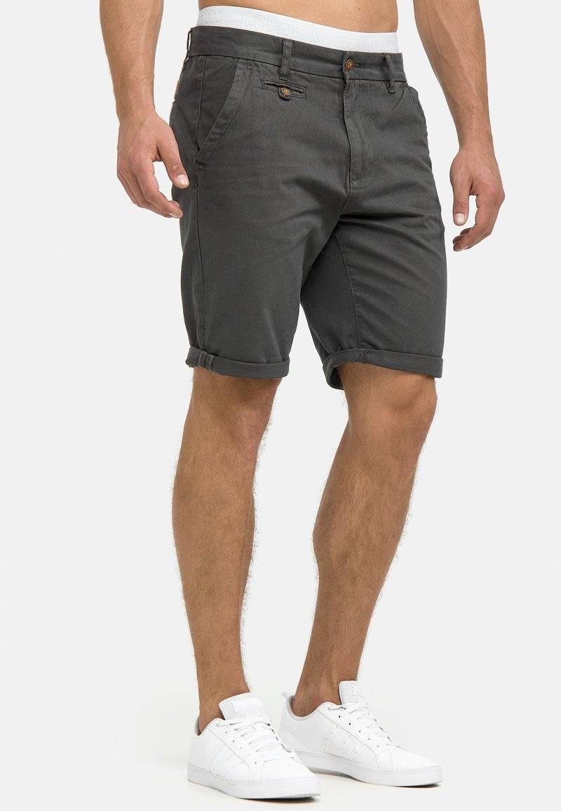 INDICODE JEANS INDICODE JEANS CUBA - Shorts - raven Angebote