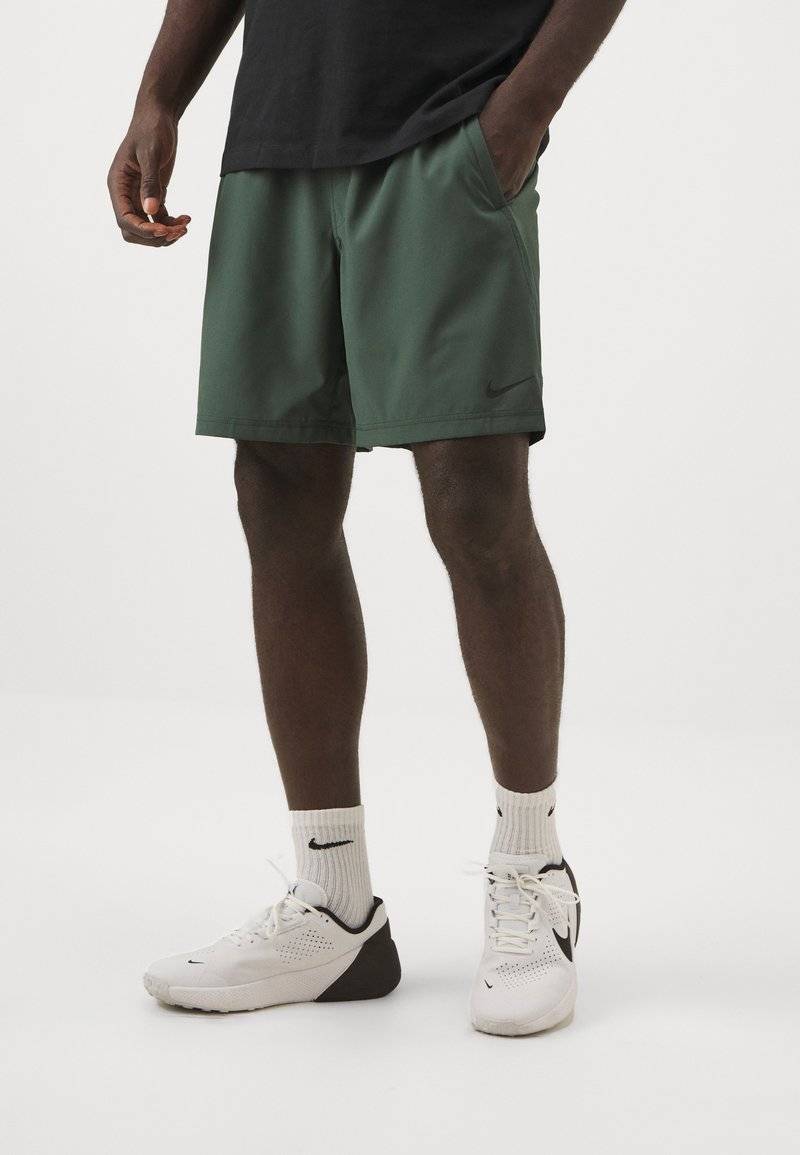 Nike Performance Nike Performance FORM SHORT - Sports shorts Bestseller