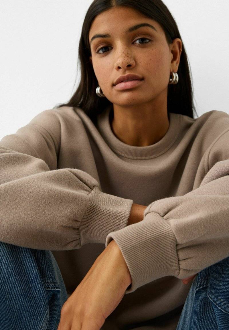 Bershka Bershka Sweatshirt - sand Kostenloser Versand