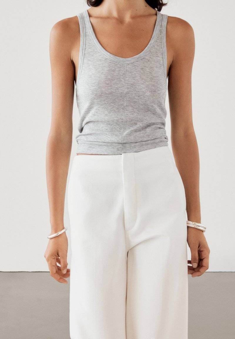 Massimo Dutti Massimo Dutti HIGH-WAIST FLARED - Trousers - white Begrenztes Angebot