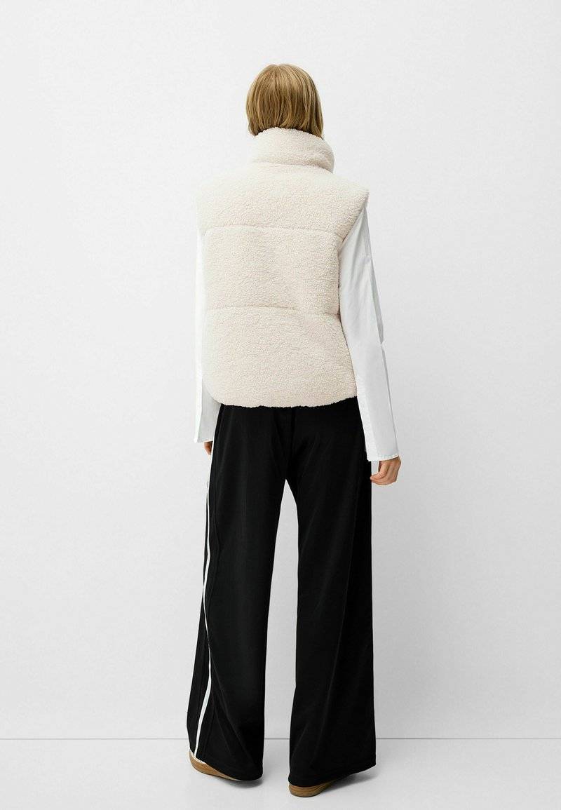 Bershka Bershka REVERSIBLE - Waistcoat - white Saisonschlussverkauf