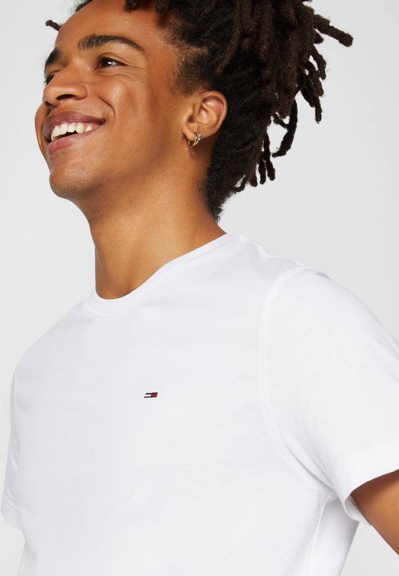Tommy Jeans Tommy Jeans SLIM TEE - Basic T-shirt - classic white Exklusive Angebote