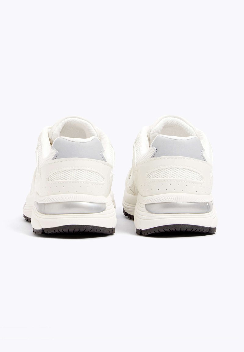 OYSHO OYSHO RETRO RUNNING - Training shoe - white VIP-Rabatte