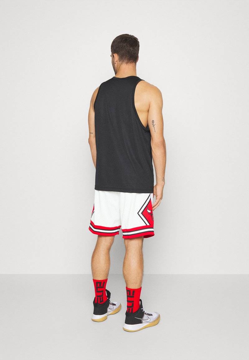 Mitchell & Ness Mitchell & Ness NBA CHICAGO BULLS SWINGMAN SHORT - Sports shorts - white Weihnachtsangebot