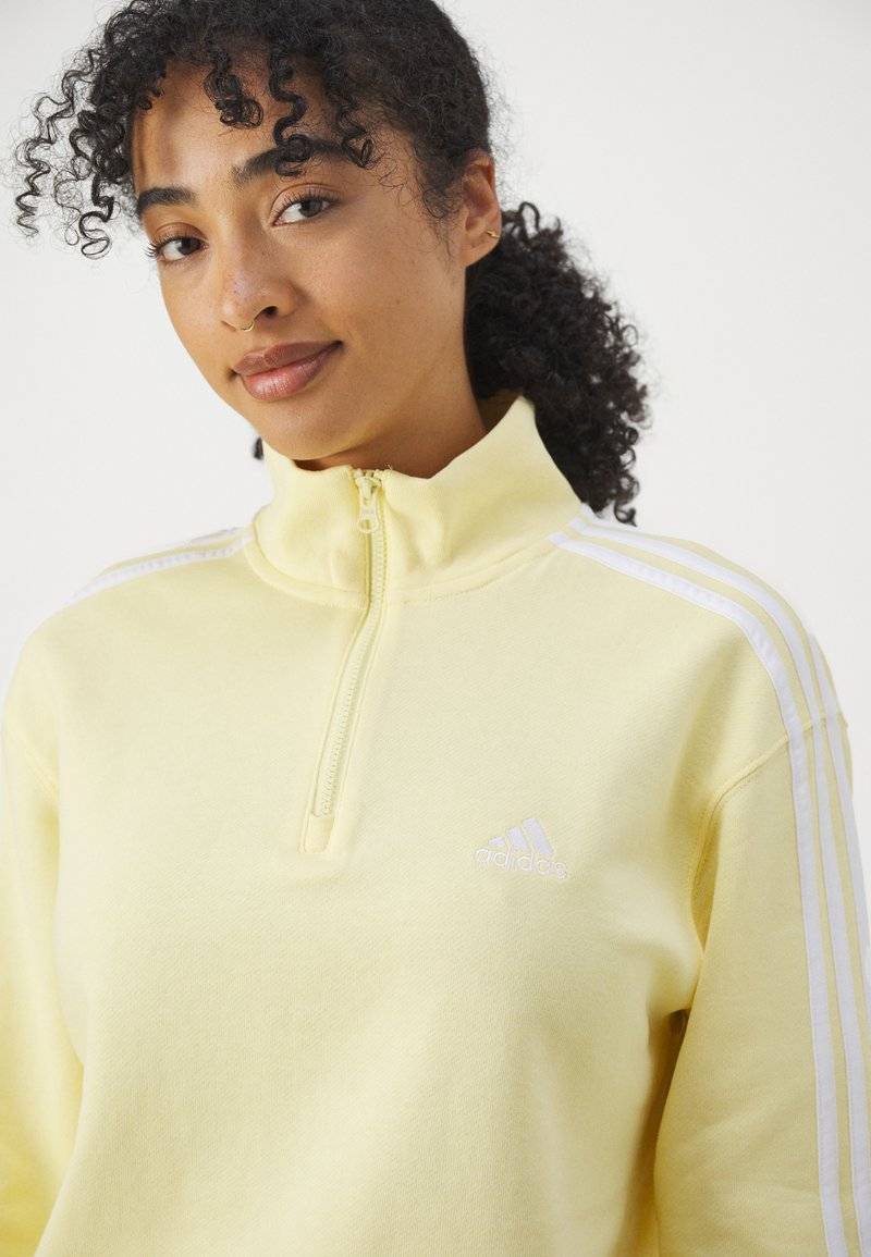 adidas Sportswear adidas Sportswear ESSENTIALS 3-STRIPES QUARTER ZIP - Sweatshirt - almost yellow Online Outlet